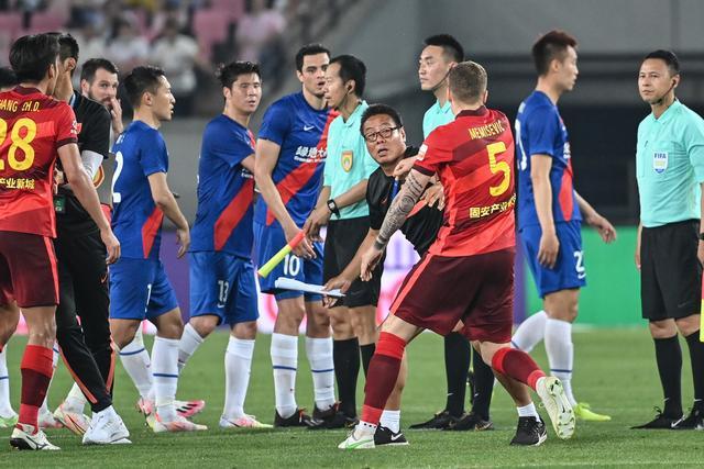 李磊：应该总结这10场世预赛 我们的错误就没白犯